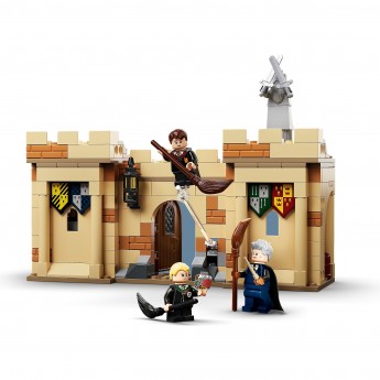 Конструктор LEGO HARRY POTTER "ХОГВАРТС: ПЕРВЫЙ УРОК ПОЛЁТОВ" 76395 Конструктор LEGO HARRY POTTER "ХОГВАРТС: ПЕРВЫЙ УРОК ПОЛЁТОВ" 76395